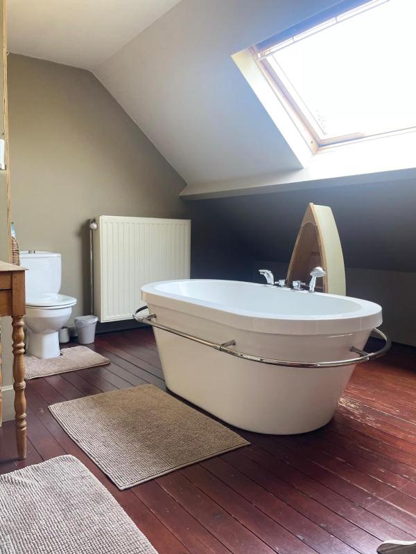 Double Room image 3