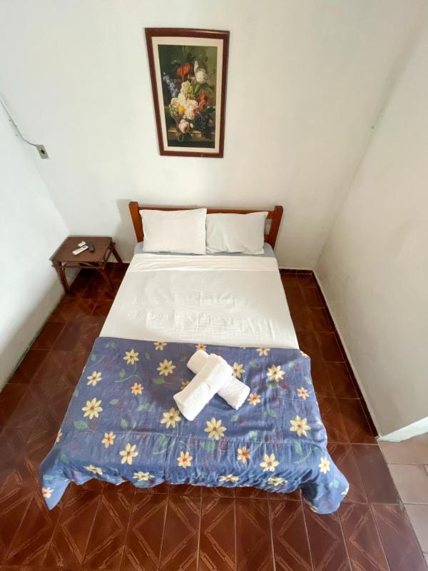 Deluxe Double Room with A/C image 2