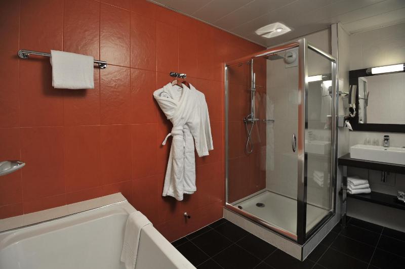 Suite image 3