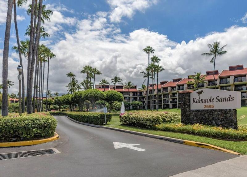 Rear Ocean View 2 Bedroom Single Level Condo at Kamaole Sands 9-305 - image 36