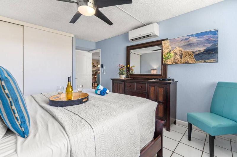 Rear Ocean View 2 Bedroom Single Level Condo at Kamaole Sands 9-305 - image 47