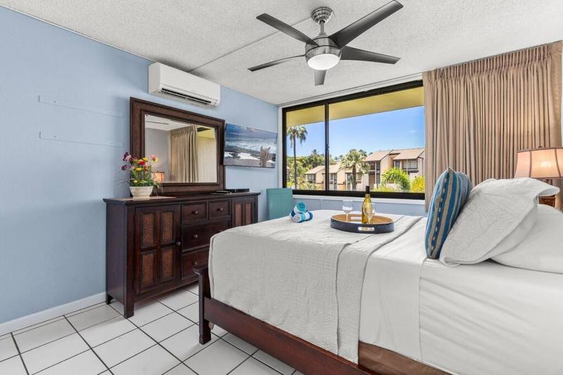 Rear Ocean View 2 Bedroom Single Level Condo at Kamaole Sands 9-305 - image 37