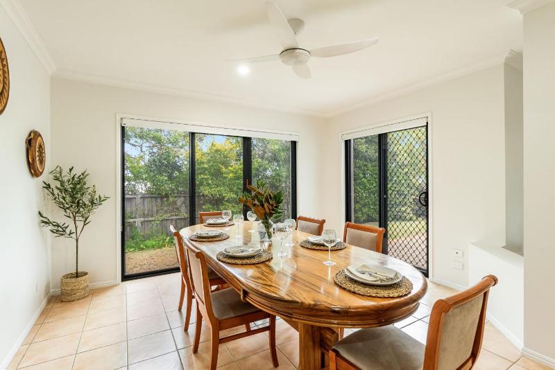 Ocean Links - Modern Beachside Escape Near Pippi Beach - Holiday Yamba - image 7
