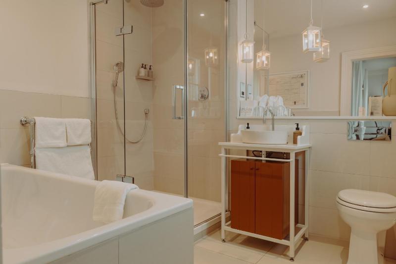 The Clifton Suite image 2