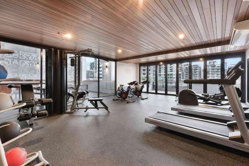 South Bank Skyview Pool & Gym Access - image 6