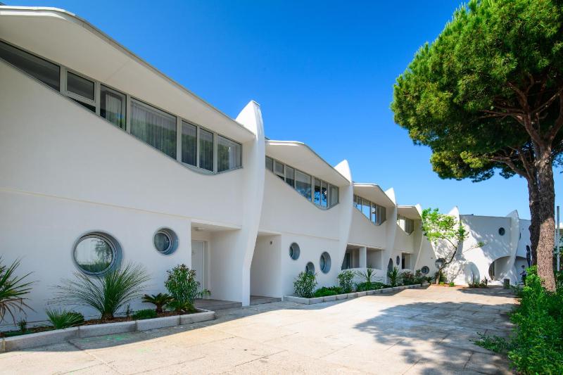 MY Hotel Residences - A106 - image 1