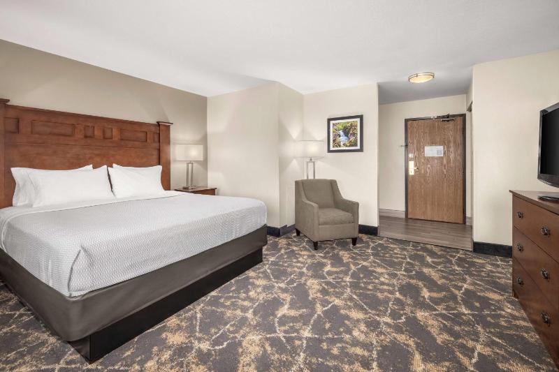 King Room - Disability Access image 1