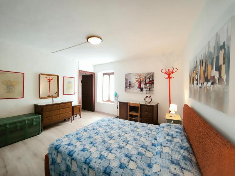Apartment image 3
