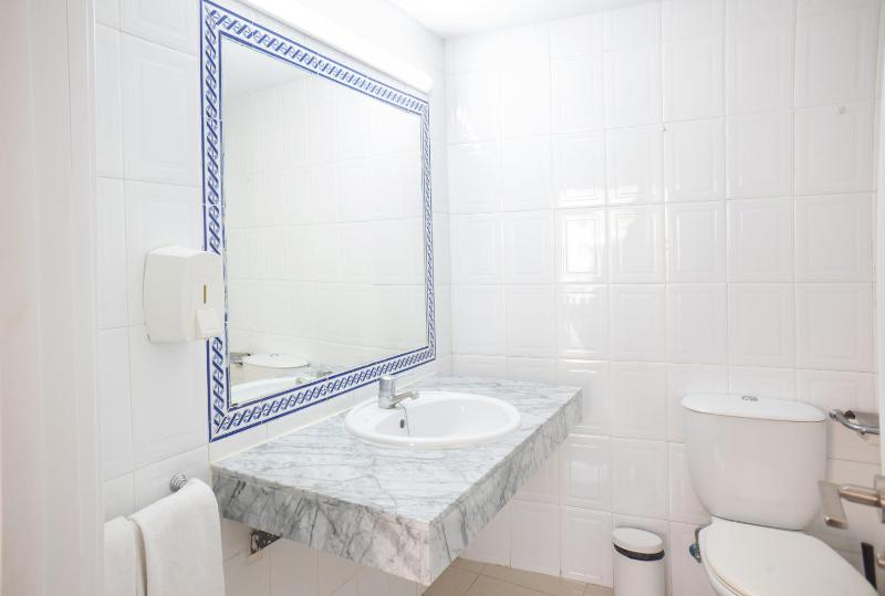 Apartamentos El Velero - image 3