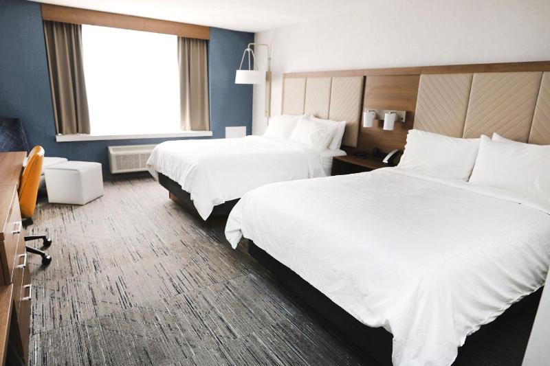Standard Room image 3