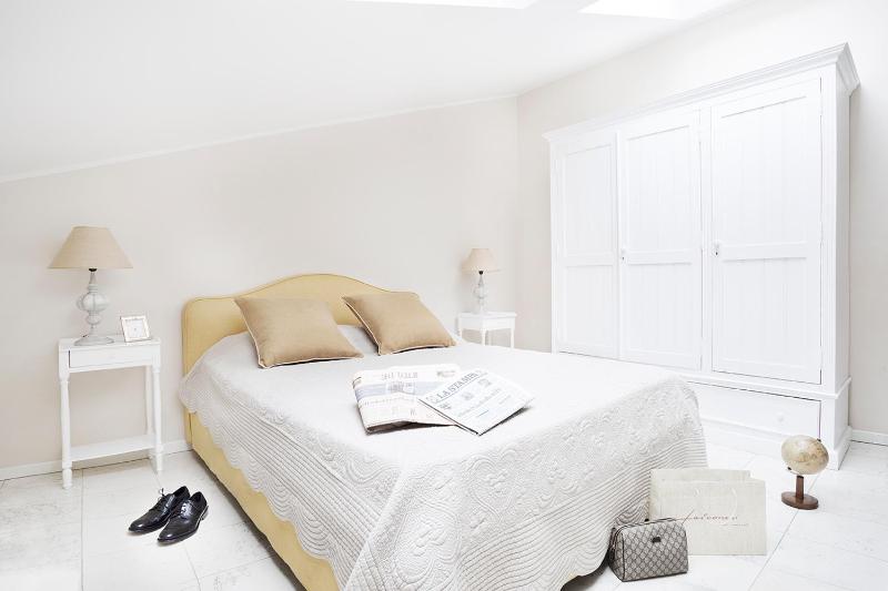 Two-Bedroom Apartment image 4