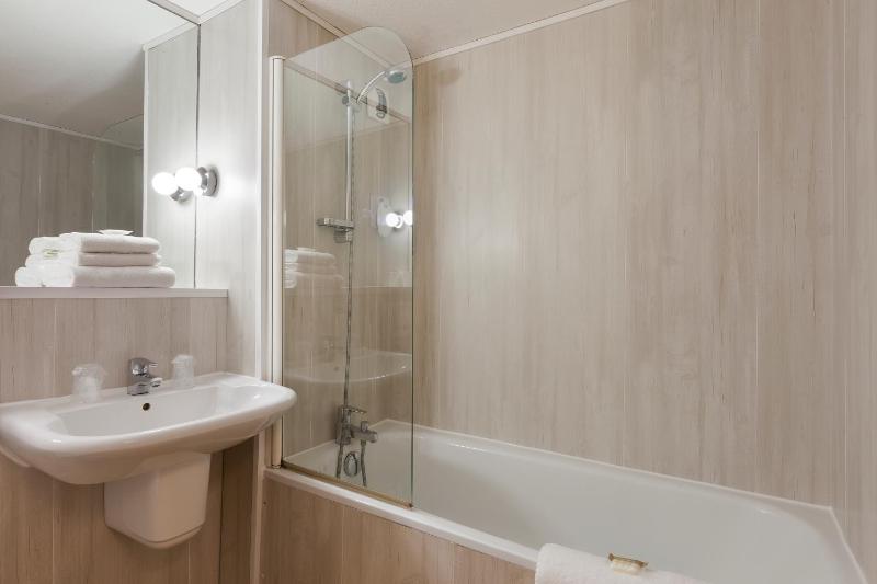 Family Room - Non Smoking image 4