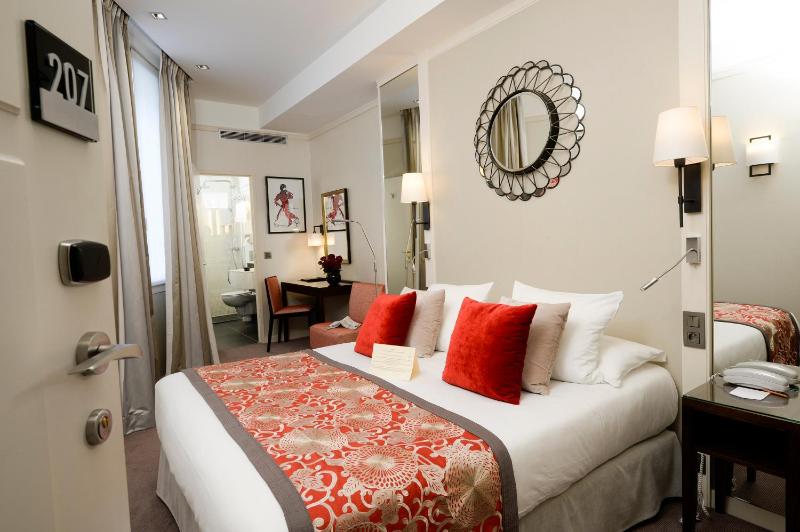 Superior Queen Room image 2