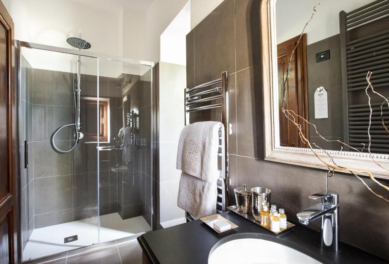 Standard Double with Patio image 4