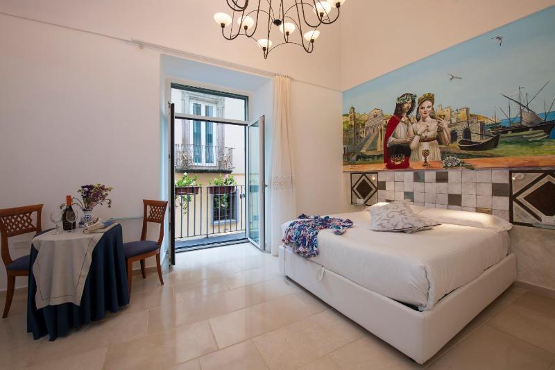 ApartHotel Antica Repubblica in the historical center 2 minutes away100mt from the Sea - image 19