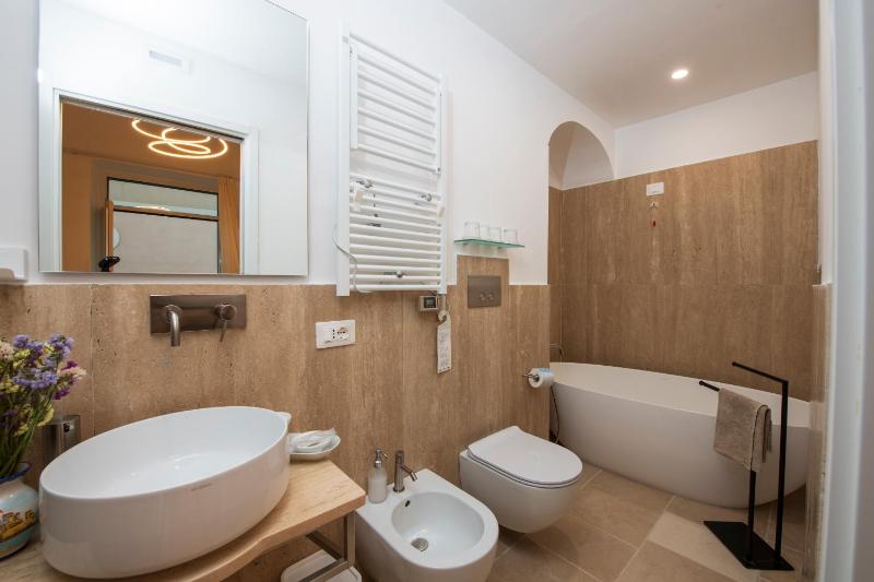 ApartHotel Antica Repubblica in the historical center 2 minutes away100mt from the Sea - image 14