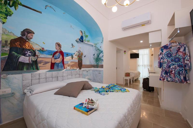 ApartHotel Antica Repubblica in the historical center 2 minutes away100mt from the Sea - image 38