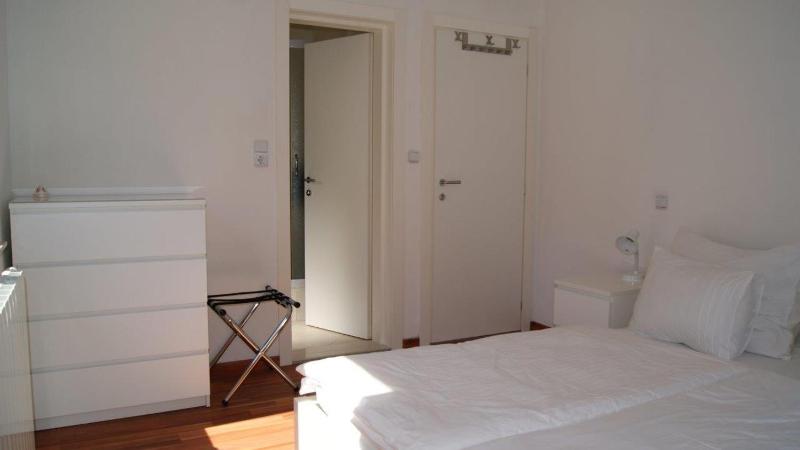 Three-Bedroom Apartment with Ocean View image 2