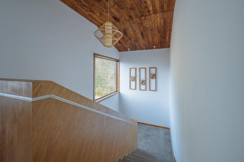 Pandora's Hilltop House Resort - image 20