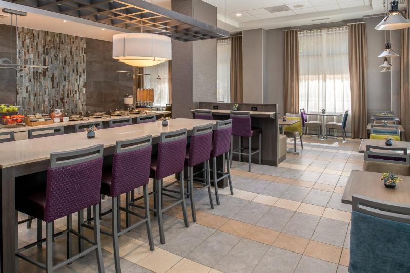 SpringHill Suites by Marriott Seattle Downtown/South Lake Union - image 16