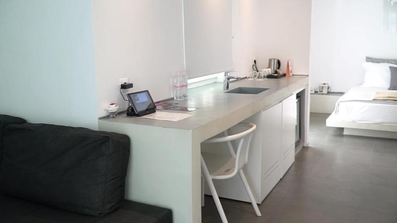 Superior Suite with Private Hydromassage Tub  image 4