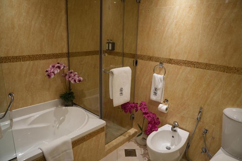 Deluxe Double Room image 1