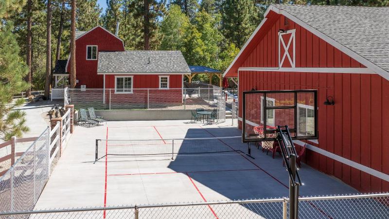 37 - Foxy Farm Ranch home - image 23
