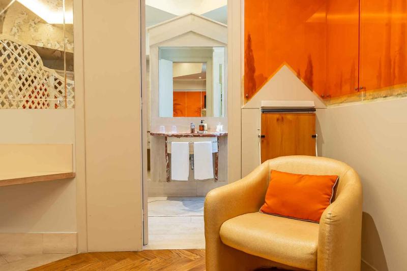 Superior Double Room image 4