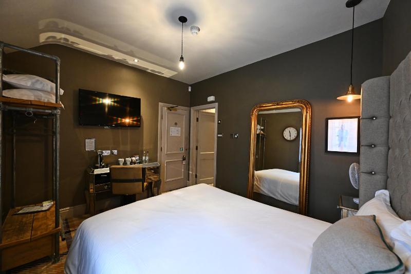   Cosy Double Room image 1