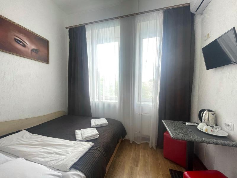 Budget Double Room image 1