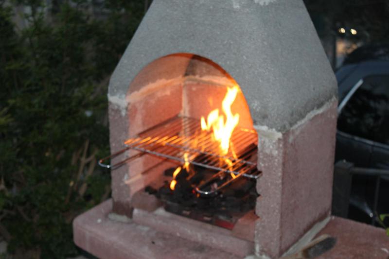 One-Bedroom Apartment (3 Adults) with Sea View image 4