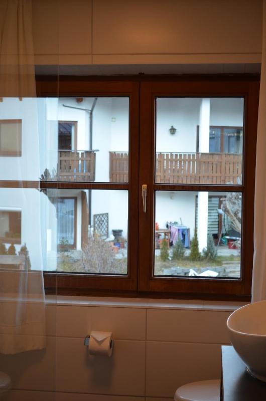 Double Room with Private Bathroom and Balcony image 3