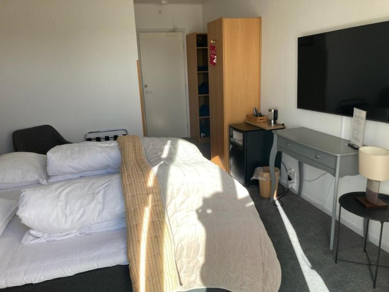 Deluxe Suite with Sea View image 4
