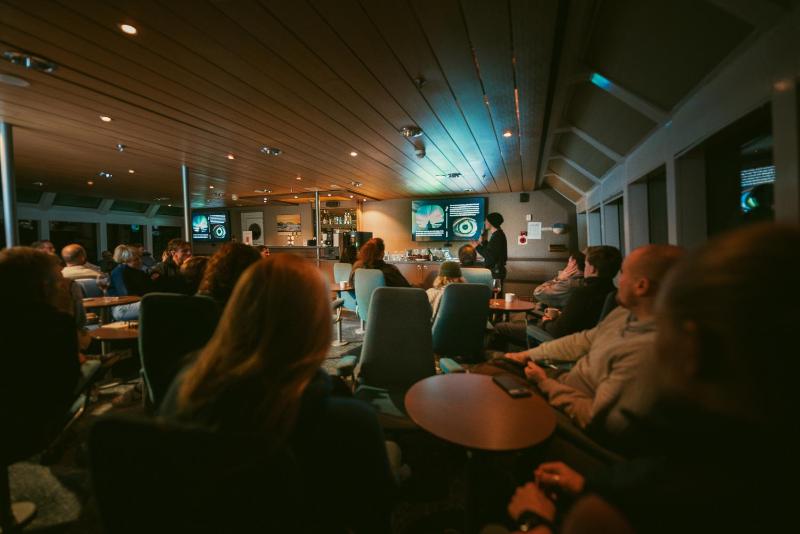 24hrs Northern Lights & Whale Watching Cruise - image 9