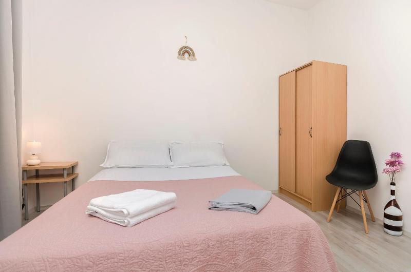 Two-Bedroom Apartment Standard image 3