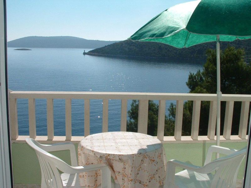 Standard Studio - First Floor image 4