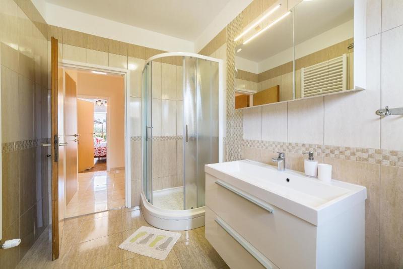 Apartment Goge - image 31