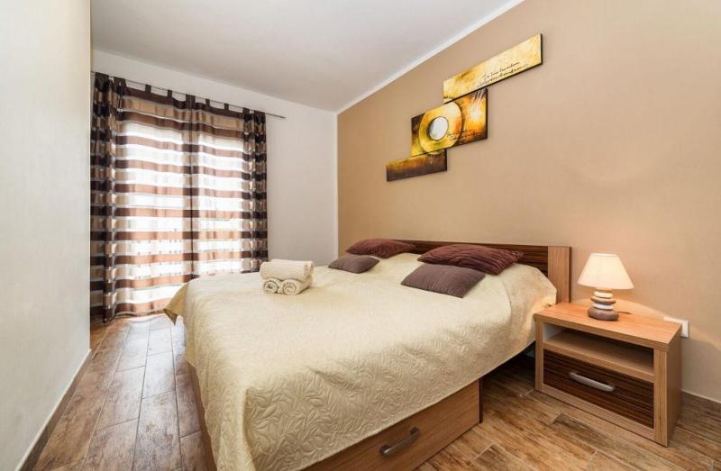 Apartment Goge - image 25