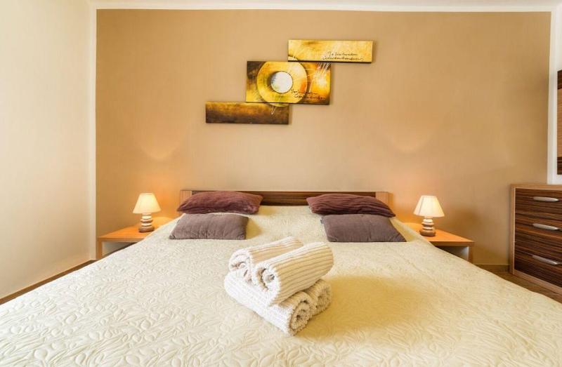 Apartment Goge - image 33
