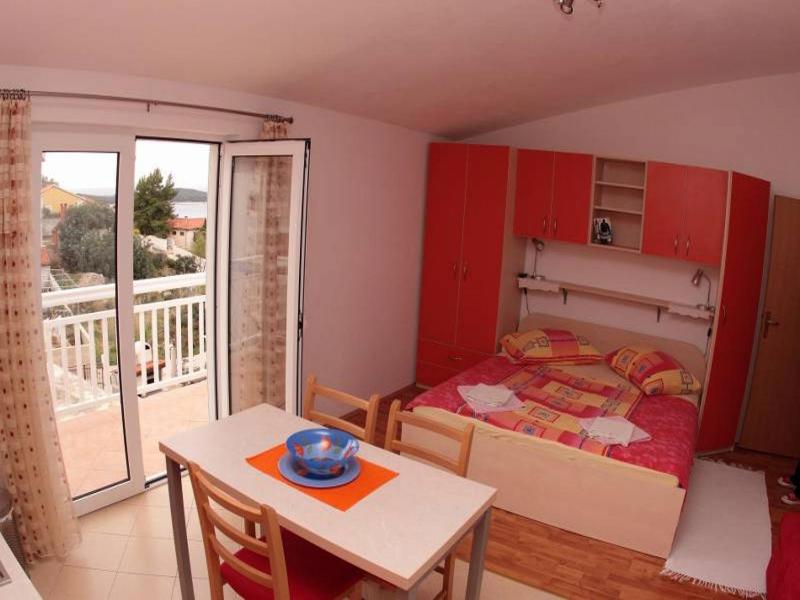 Studio with Terrace image 3