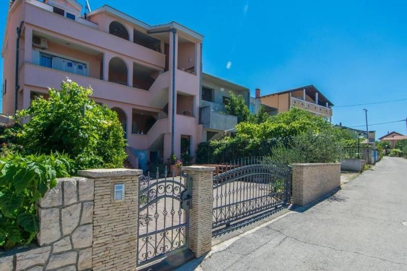 Apartment Marinka - image 14