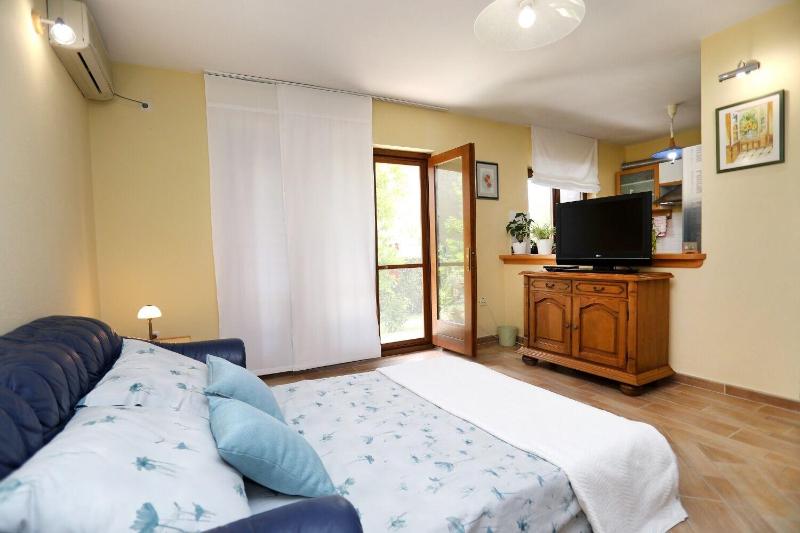 Apartment Lidia - image 27