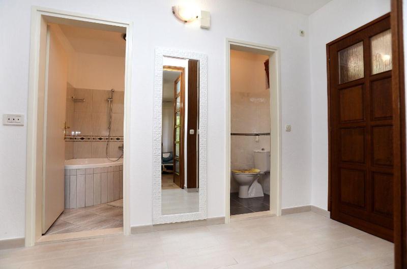 Apartment Lidia - image 11