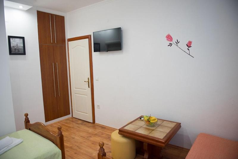 Apartments and Rooms Robi - image 17
