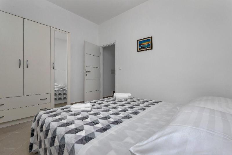 Apartment Petar - image 6