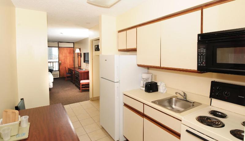 1 Room Side Ocean View Efficiency with 1 Queen Bed - T5 image 2