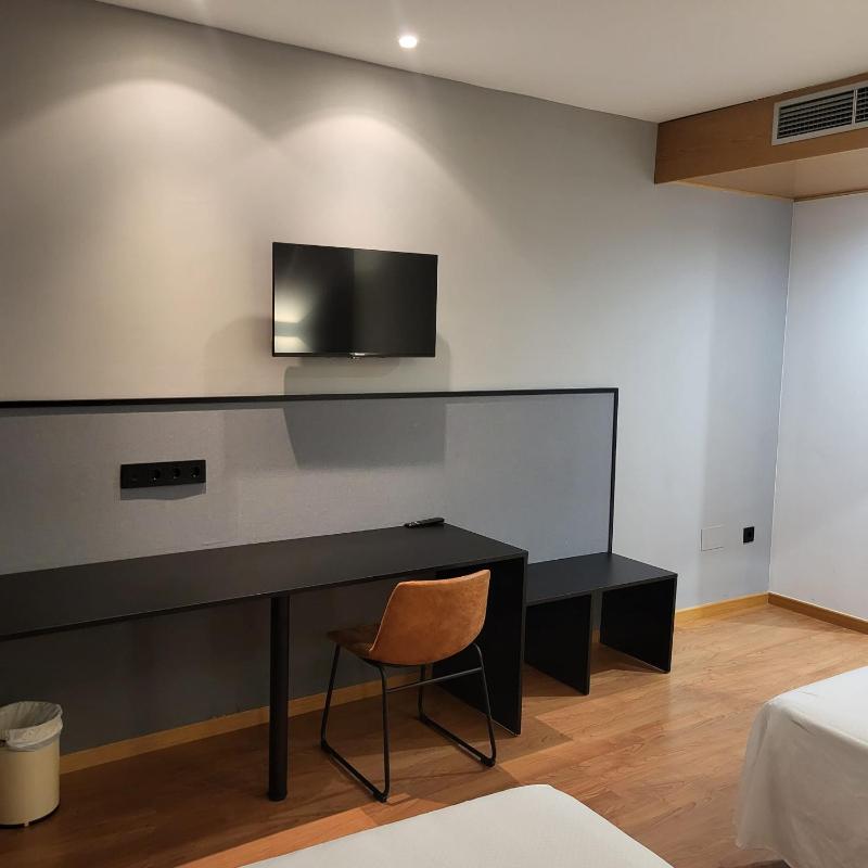Double or Twin Room with Extra Bed image 2