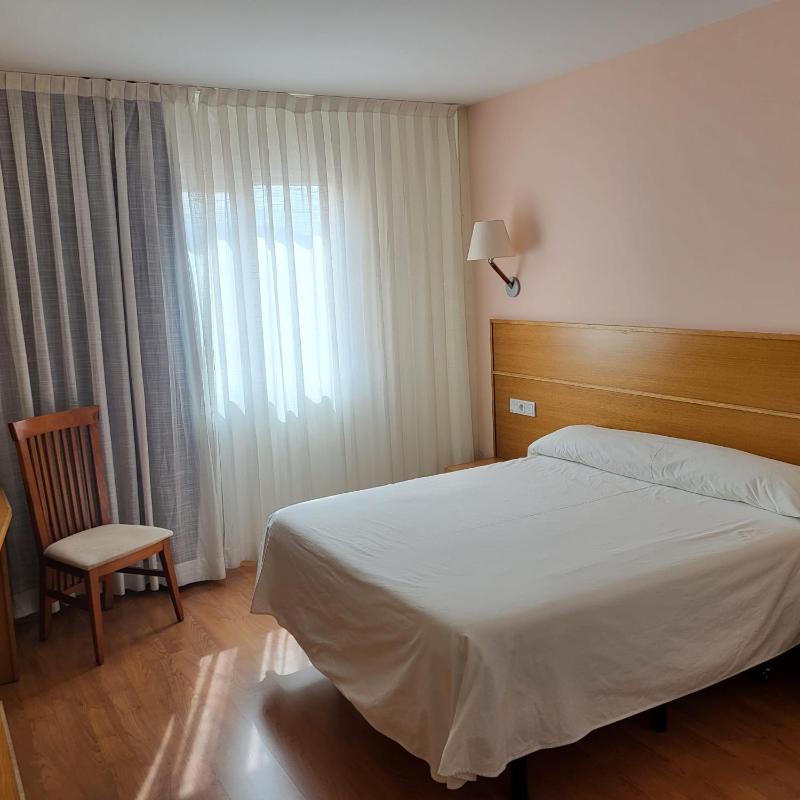 Double or Twin Room with Extra Bed image 4