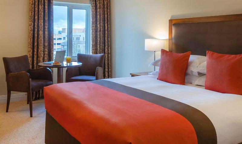 Executive Room image 3