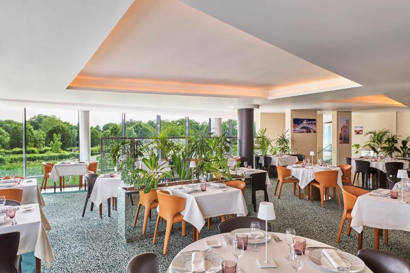 Hotel Barriere Lille - image 29
